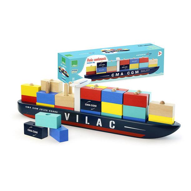 Bateau avec blocs en bois